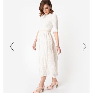 Vintage Style Antique Ivory Embroidered Lace Dress
